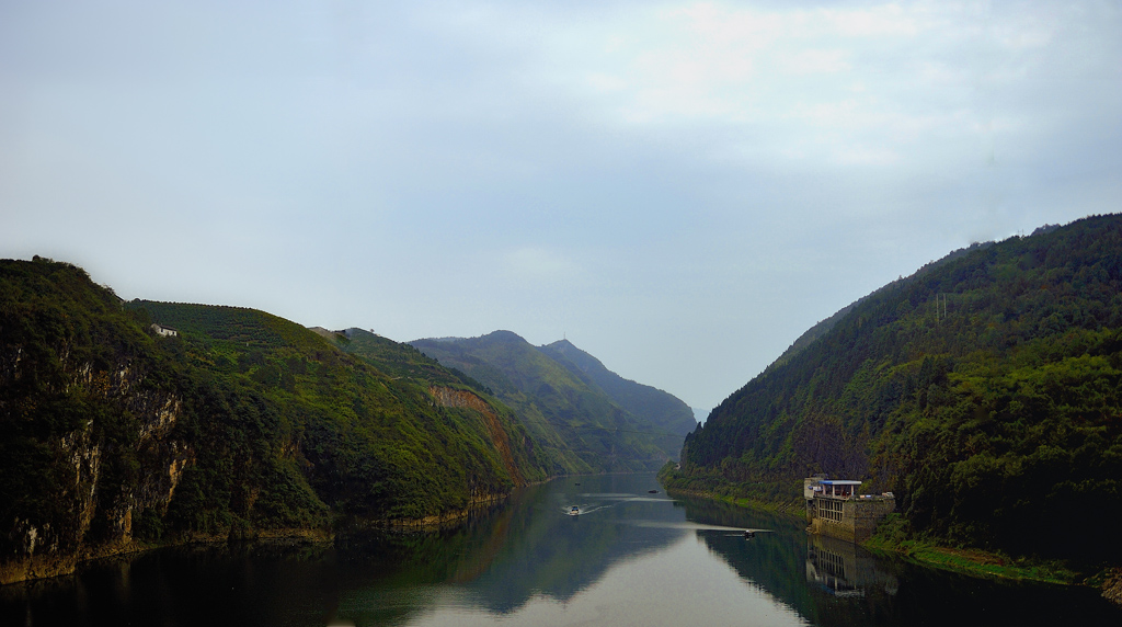 湘江_XJM3158.jpg