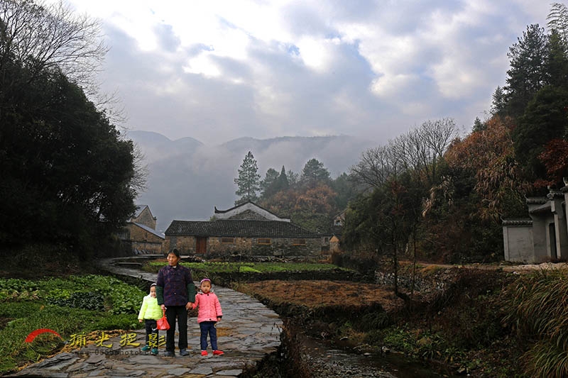 村口小路.jpg