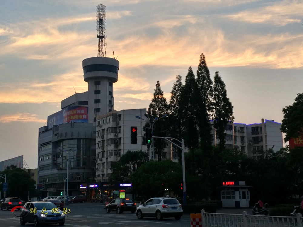 诗城天空2.jpg
