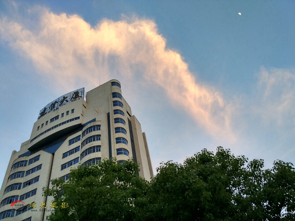 诗城天空1.jpg