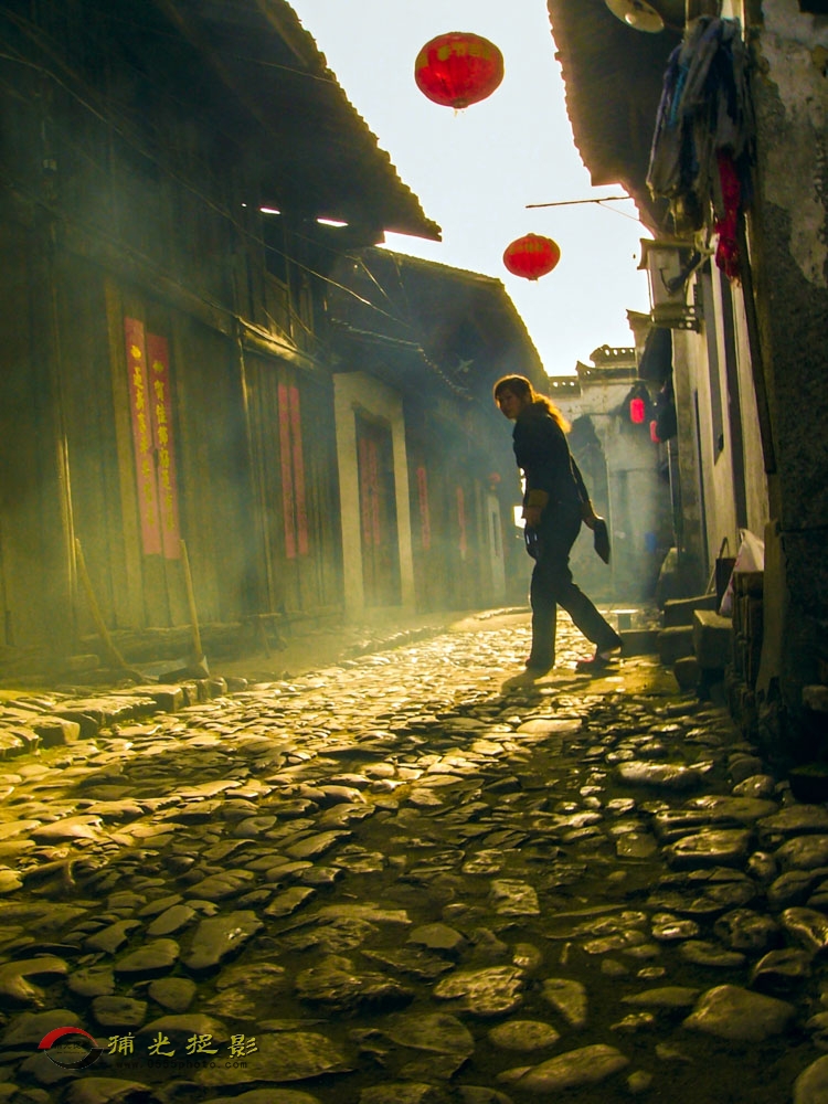《古街印象》张海群.JPG