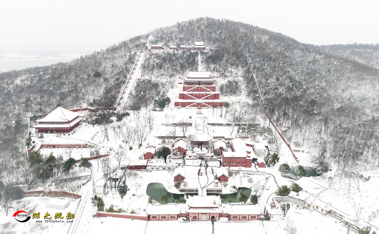 《雪韵小九华》于嵩.jpg