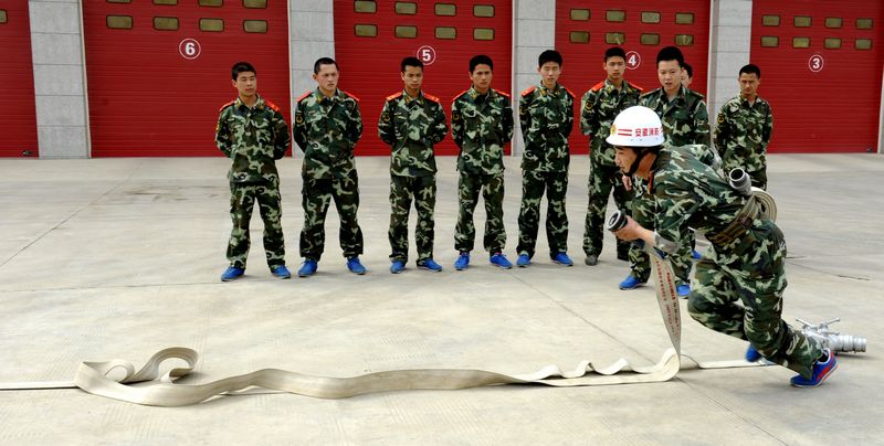 23消防兵jpg.jpg