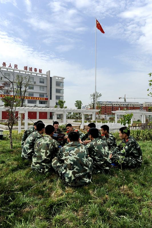 27消防兵jpg.jpg