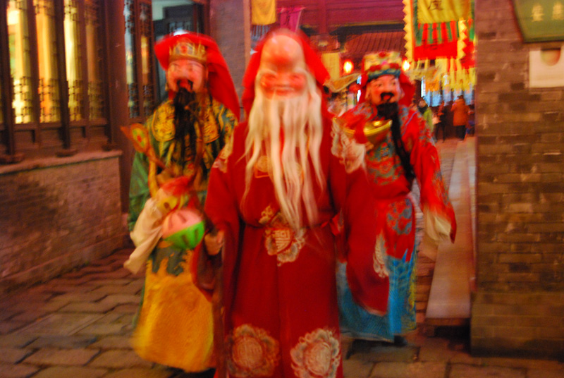 祝马市摄恊越办越红火